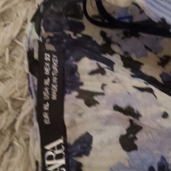 Zara - Multicolored Printed Pleated romper Size: xl - Picture 4 of 9